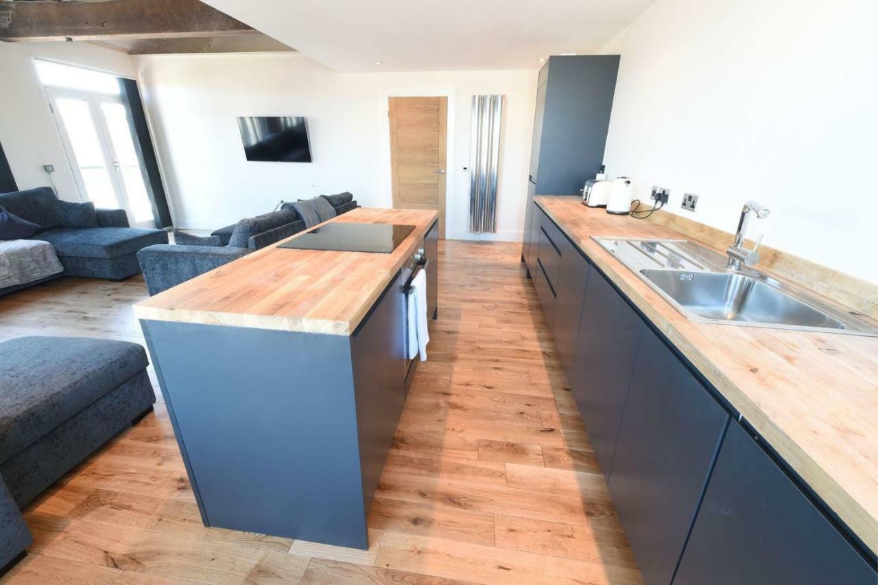 Stunning Penthouse Slps 20 Apartment Manchester Luaran gambar